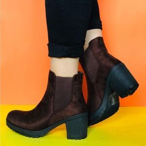Brown Ankle Boots brand Forever